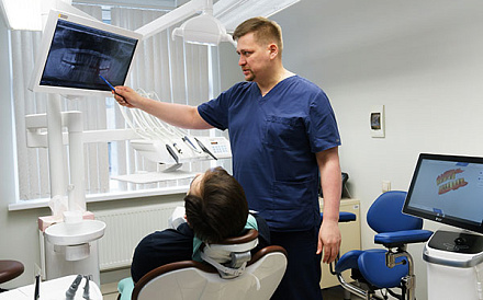 Болит зуб под коронкой: причины, симптомы и современные методы лечения